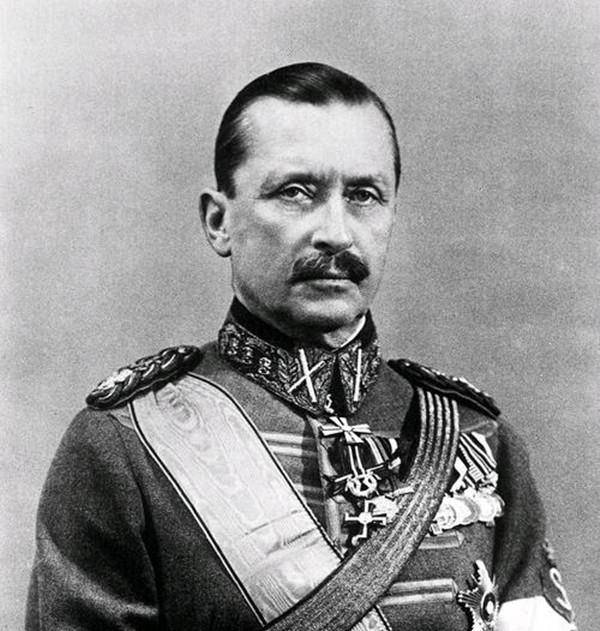 二战传奇人物之曼纳海姆,曾通过一支雪茄就精确判断出德国必败_芬兰