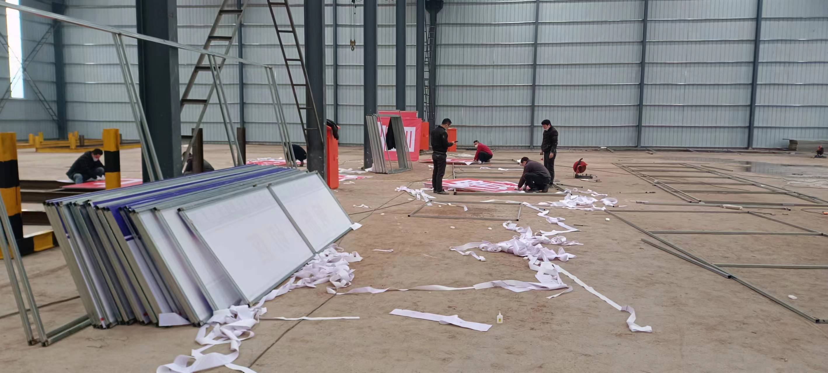 1月28日南工地广告工程设计制作 广告工程安装施工价格_南充_城管