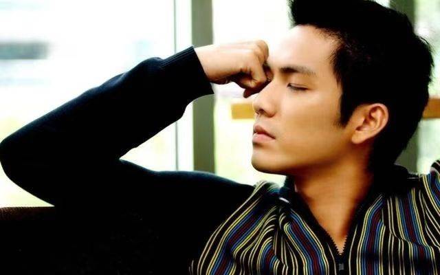 钟汉良太惨了,原本指望新剧翻红,谁料让他血本无归_袁冰妍_合作_杨颖