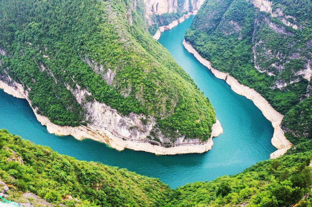 边境小镇派镇,拥有直白大拐弯,中国最美的雪山南迦巴瓦峰,尼洋河风光