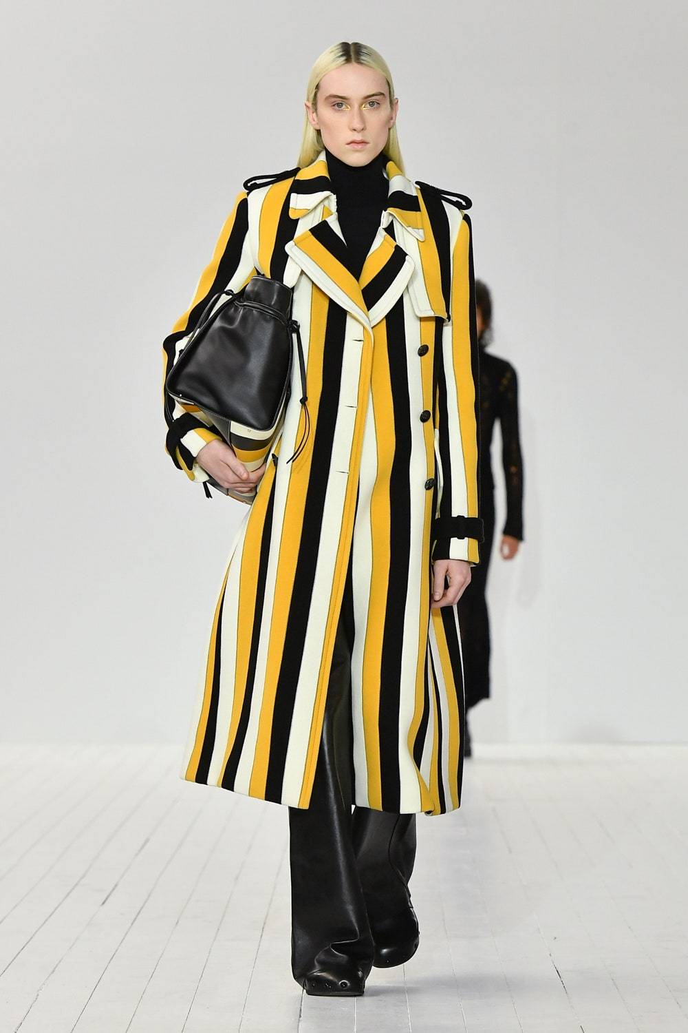 chloe巴黎时装周2023秋冬秀场_趋势_系列_一生