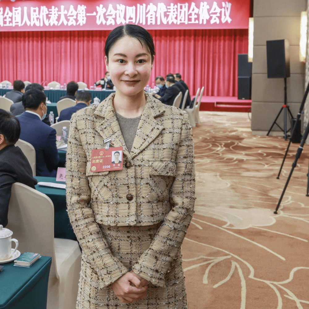 泸州老窖酒酿制技艺第23代传承人曾娜:要加强非遗专利的注册与法律