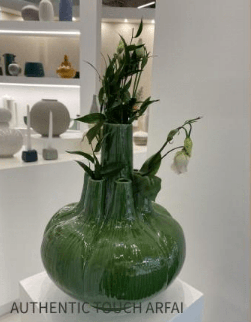 独家产品:有机形状的奇特花瓶_搜狐网