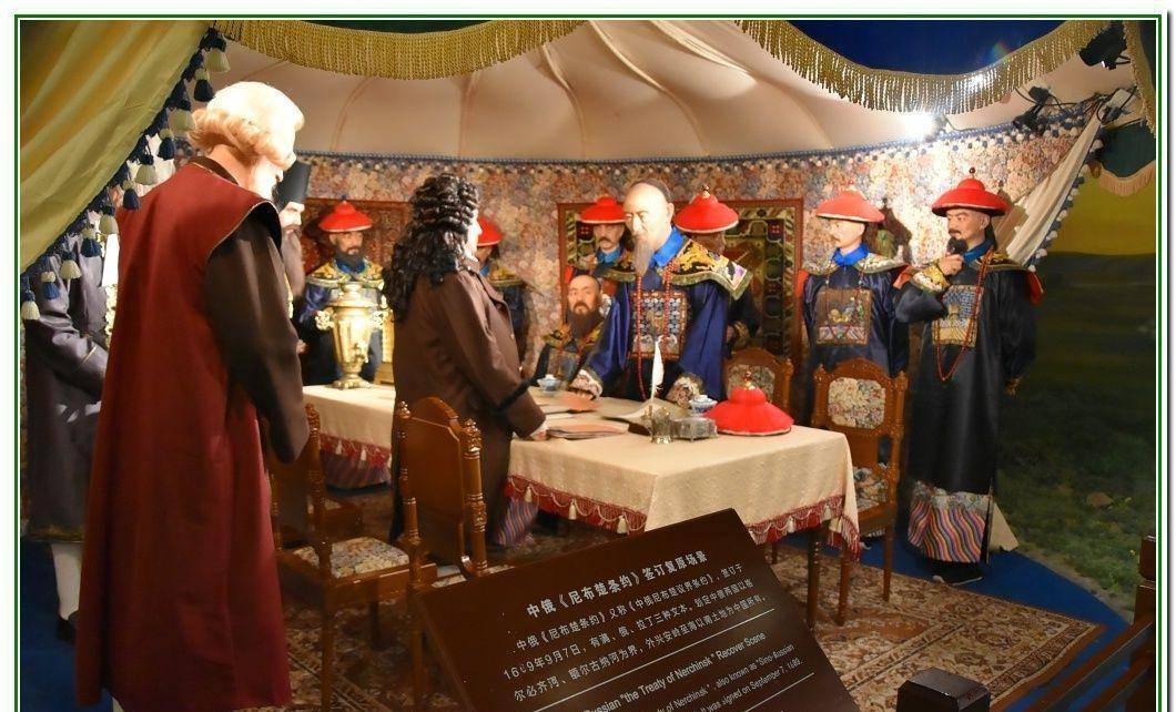 康熙英明神武,可这个传教士骗他二十年,死后还为其举办盛大葬礼_谈判