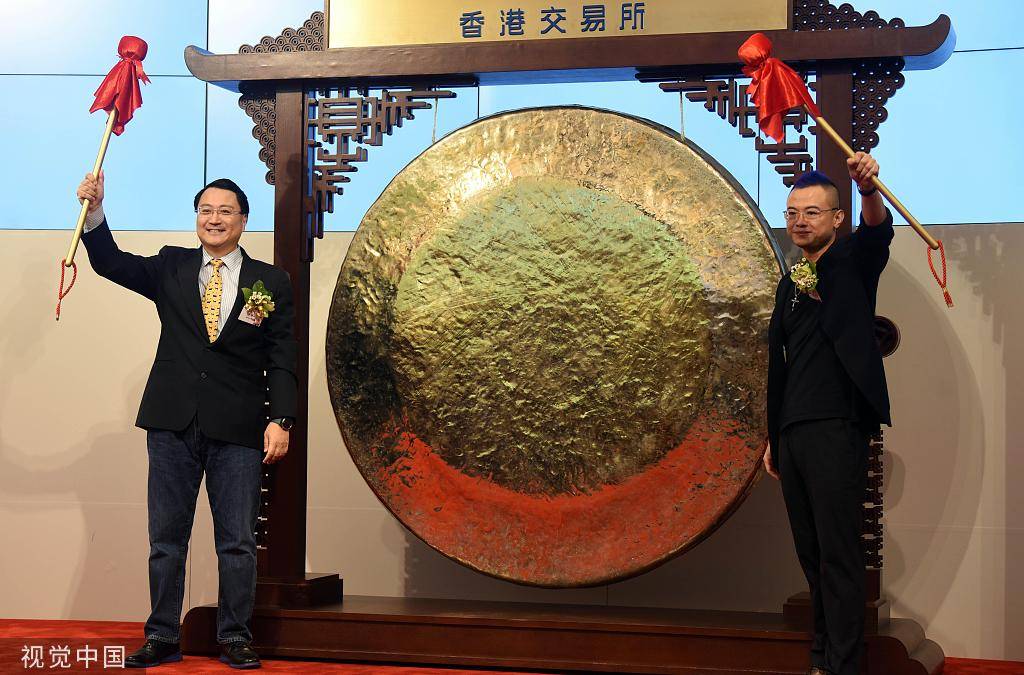 "罢免"风波让徐翀以肉身抵抗,并很快做出"自毁"式反击.