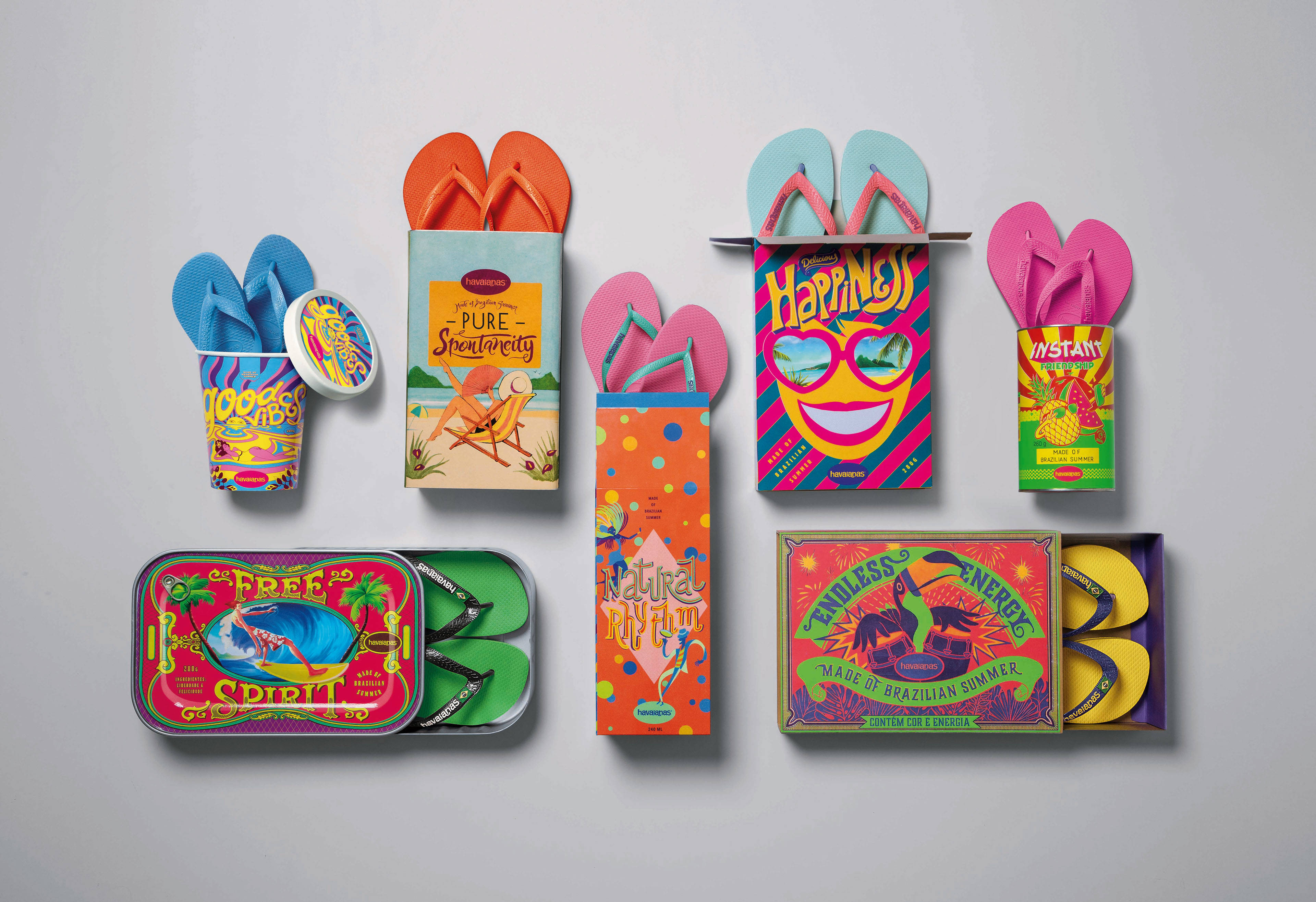这款沙滩鞋包装设计采用复古波普风格,丰富经典的,引人注目的复古插画