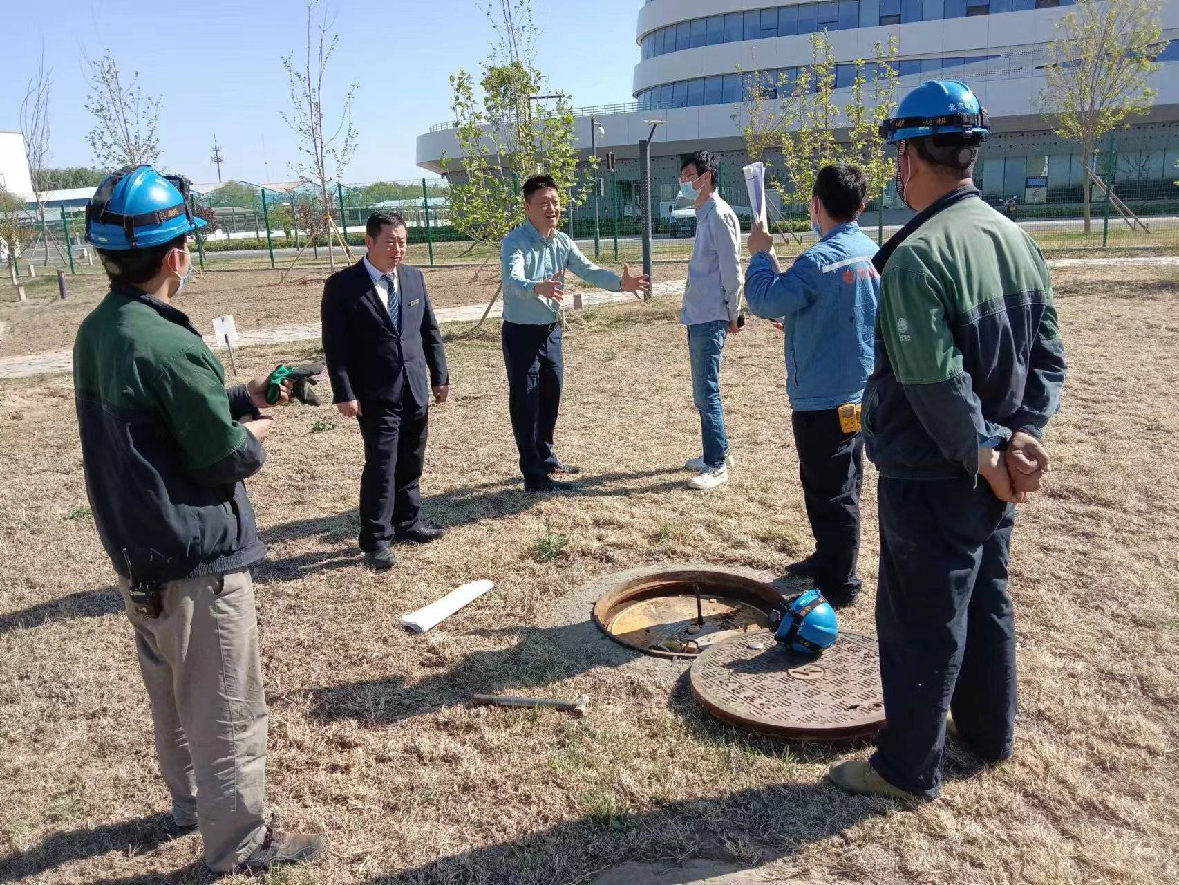 華北空管局開展區管中心高壓外線勘查 積極推進供電路由倒改工作_進行