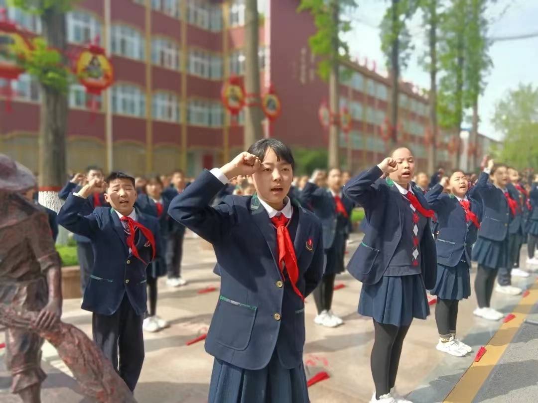 勤以立人,乐享劳动:汝南师范学校附属小学举行劳动节系列活动_主题