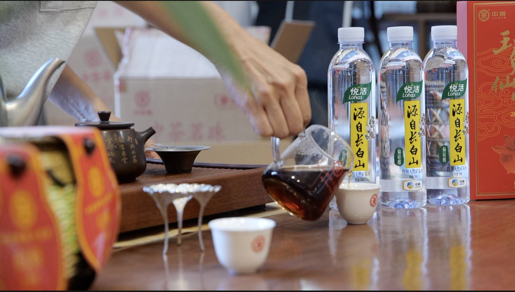 中粮悦活长白山天然矿泉水带你"五.一"玩转大连_天津街_城市_消费者