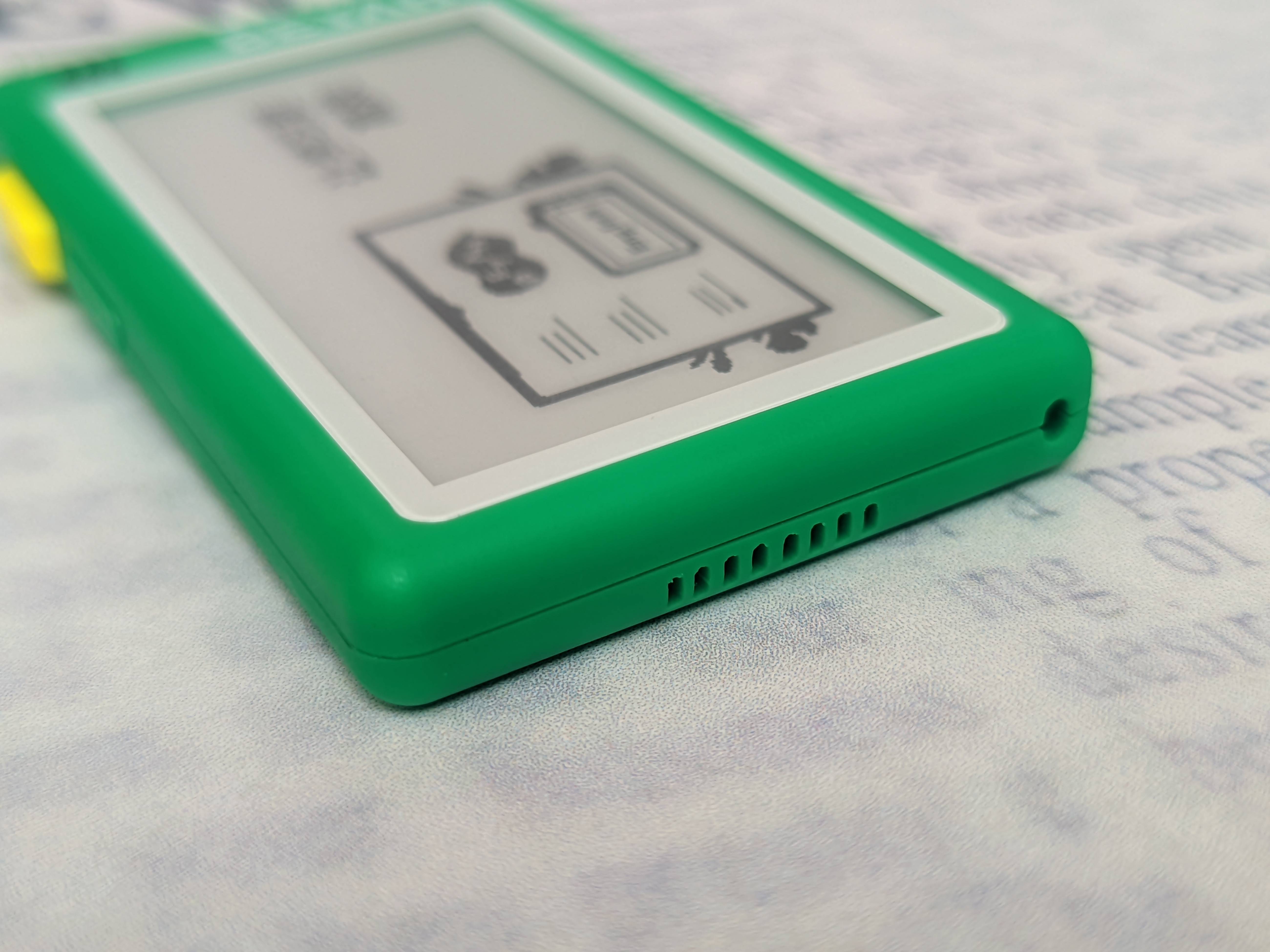 全面屏、资源丰富、外教真人发音、离线可用，孩子背单词就用背呀电子单词卡D1