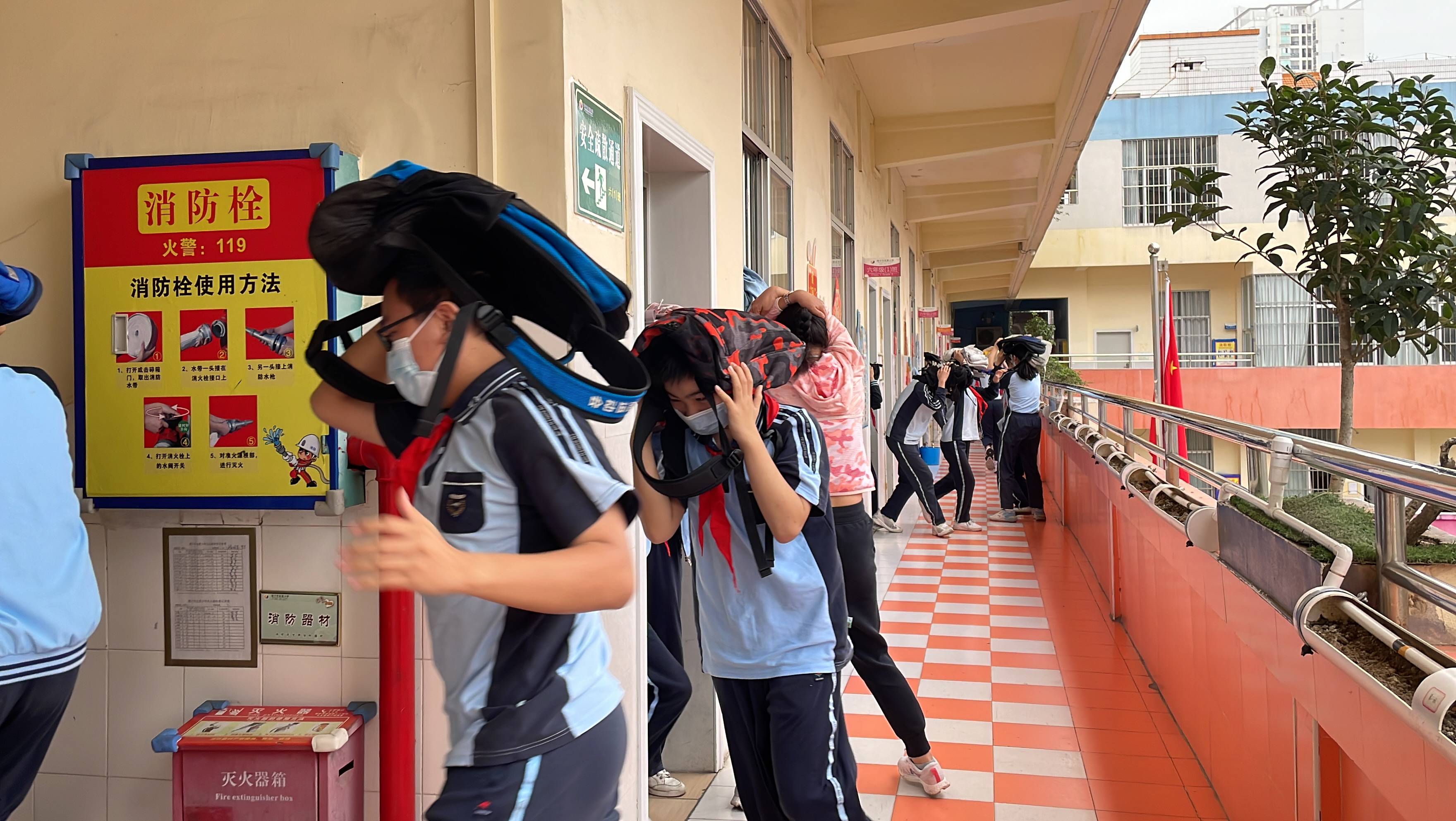 都江堰友爱小学图片