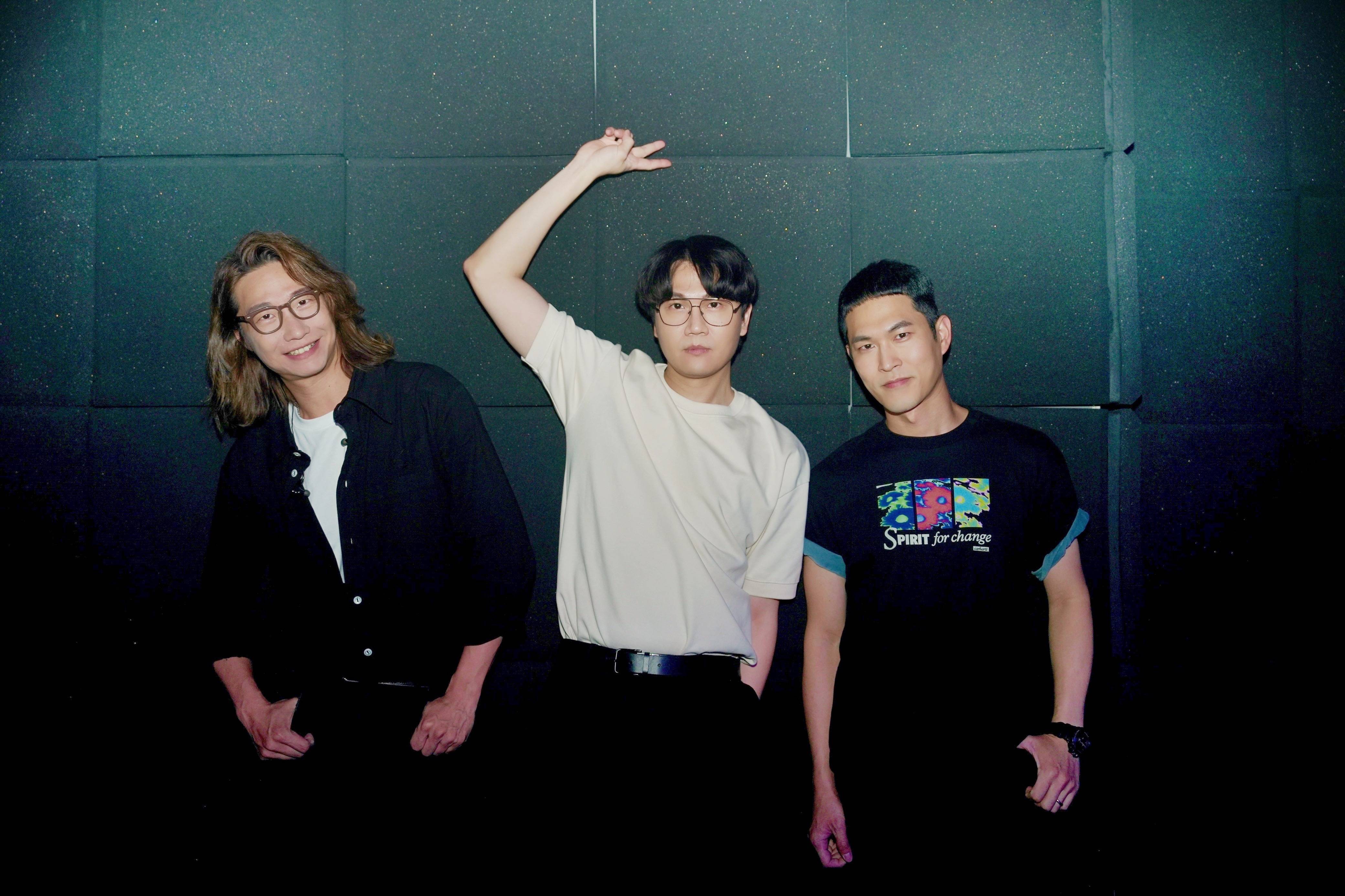 宇宙人,hush金曲奖双双入围 相约吃美食庆祝_理想_状态_专辑