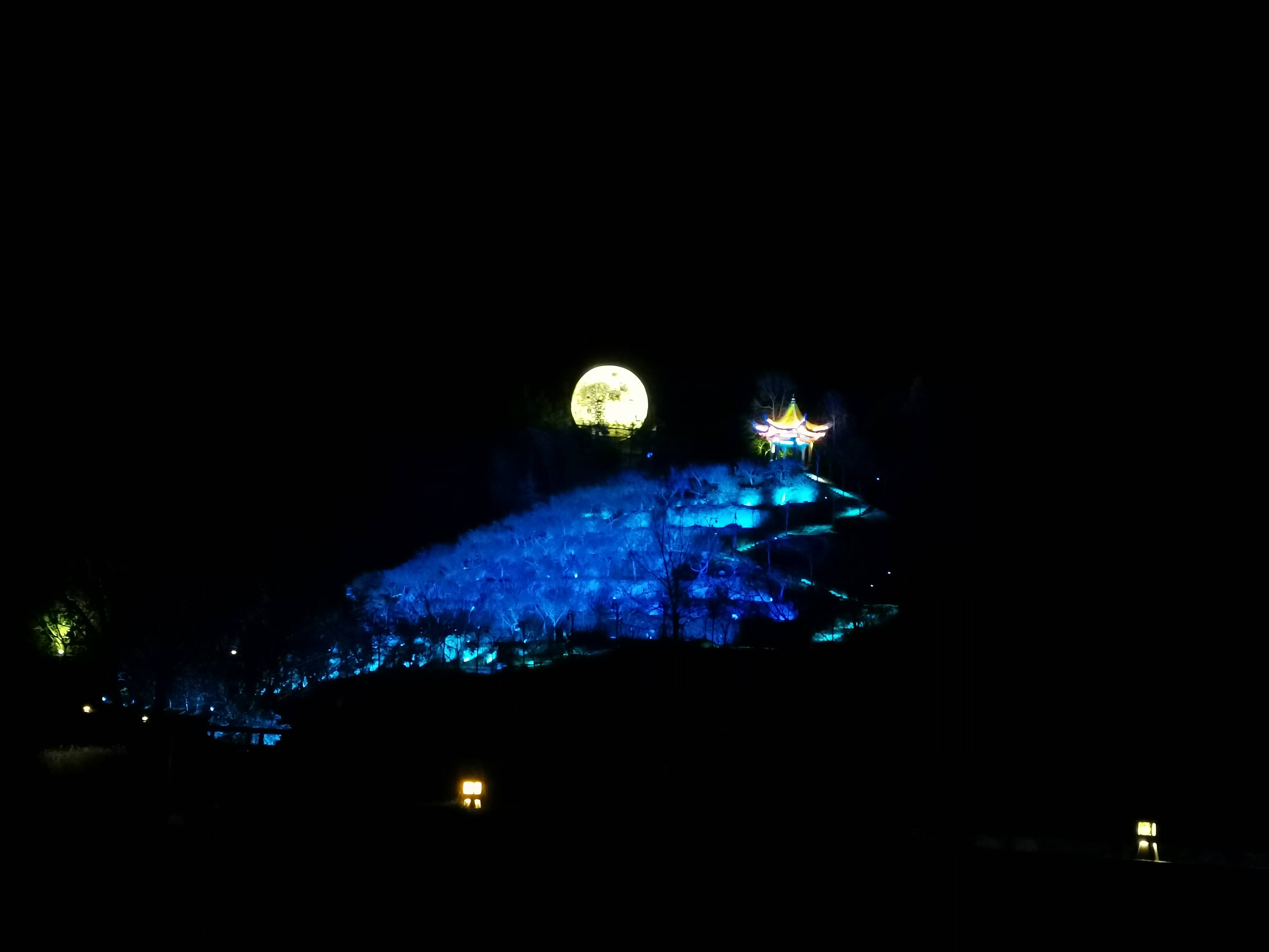 行走长江黄河(二十四)夜游安徽西递古村_夜景_景区_灯光