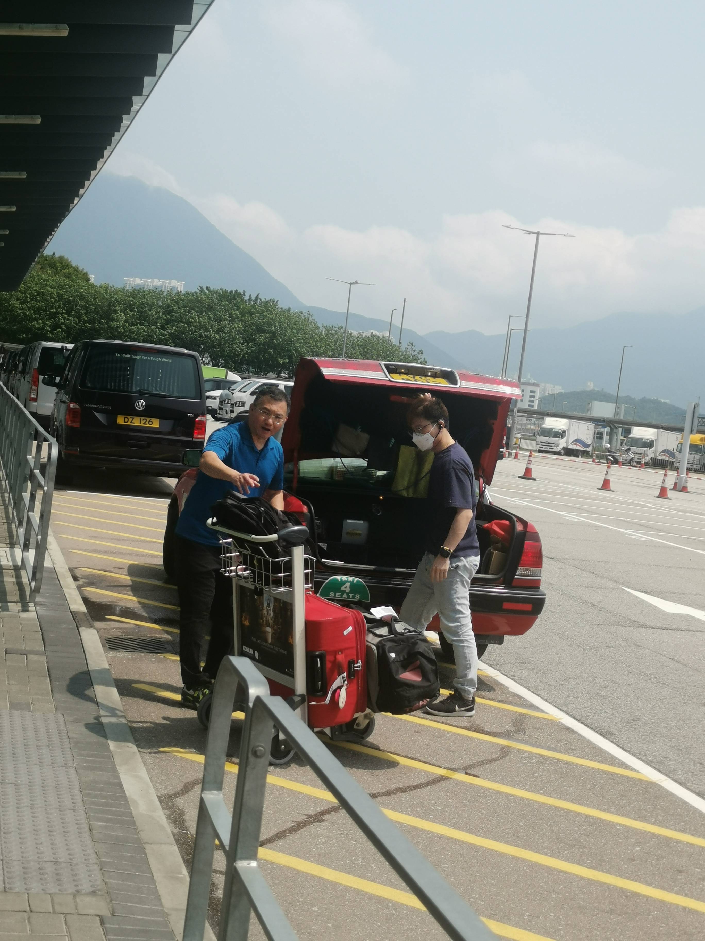 预约香港机场接机服务,让您出行无忧!_专业_公司_行程