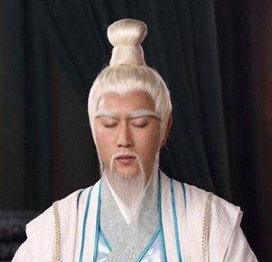 陈抟一生极富传奇色彩,他生于唐懿宗咸通十二年,一生跨越了唐朝,五代