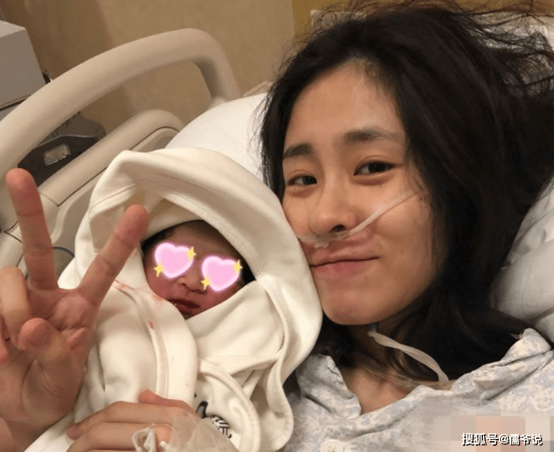 时隔三年,华晨宇再次带女儿去做亲子鉴定,张碧晨的豪门梦彻底碎了
