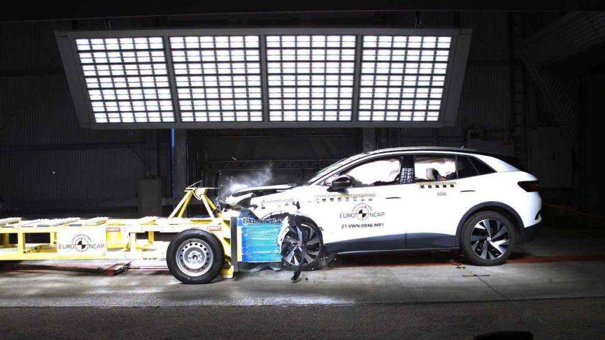 #交通法规#上汽大众ID4碰撞后起火，4人遇难_搜狐汽车_搜狐网
