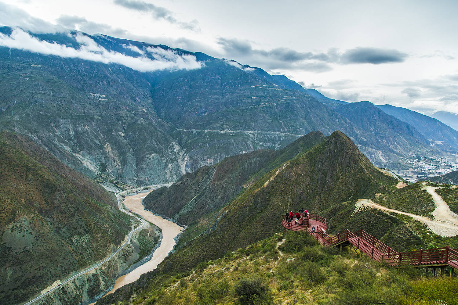 金沙江旅游必去的景点图片