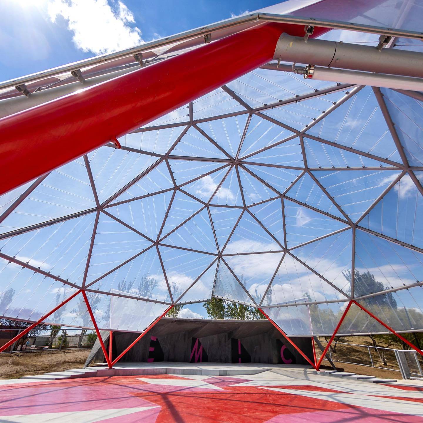 etfe膜结构丨公园的优美etfe单层圆顶_三角形_直径_项目