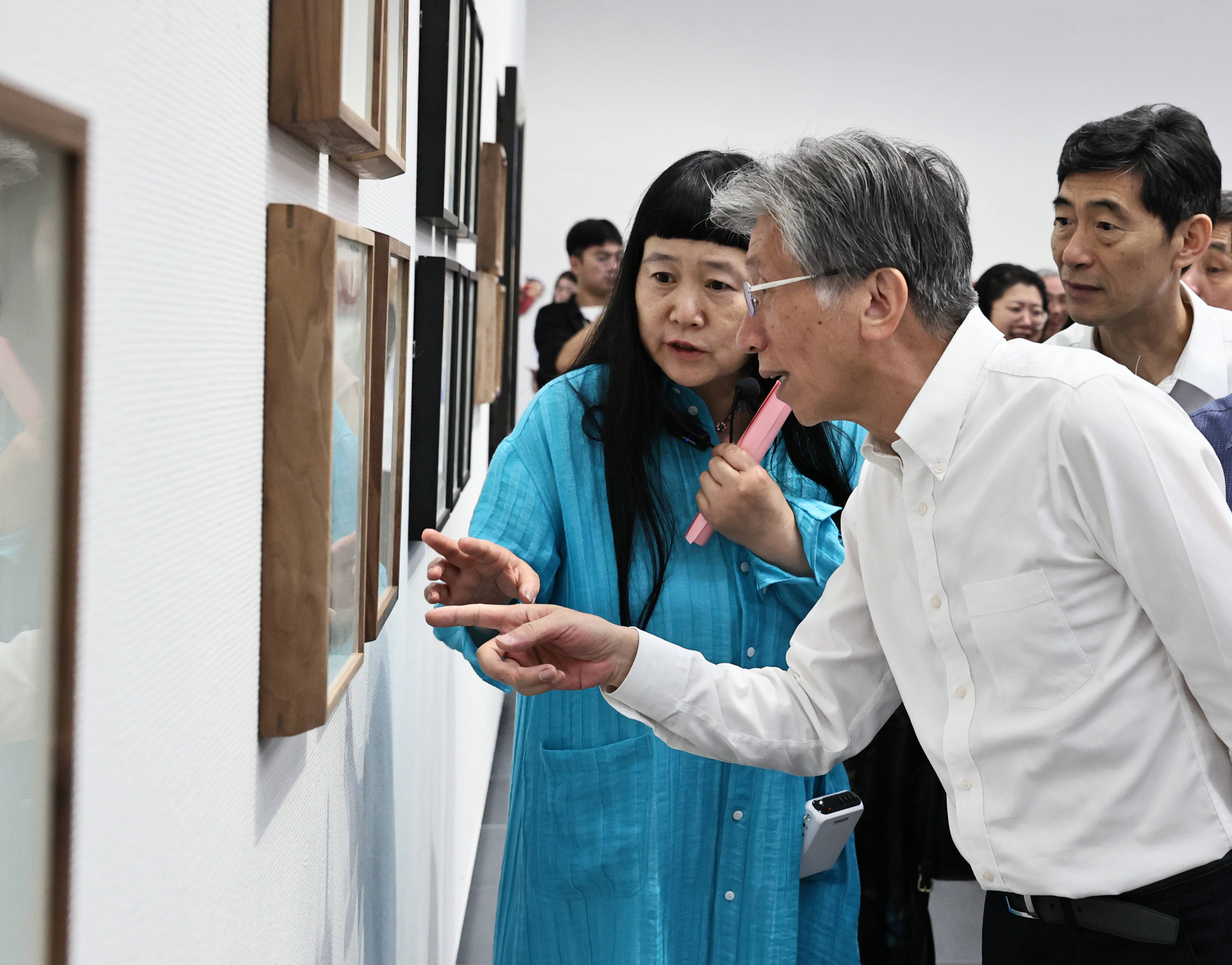 "花·非花—蔡锦艺术展"在安徽省美术馆开幕_展览_绘画_代表作