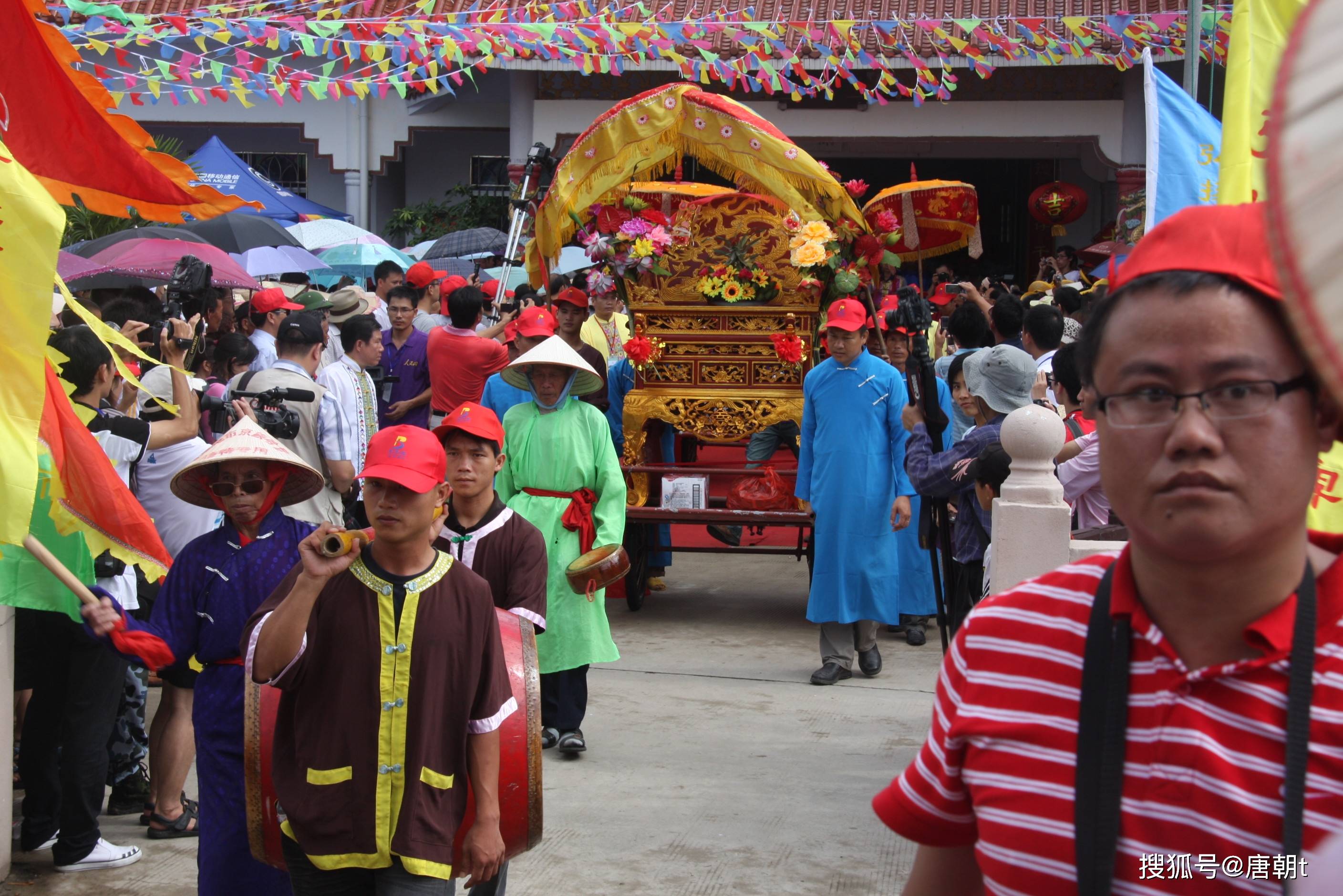 中越边境最盛大的京族传统节日——"哈节",你参加过吗?