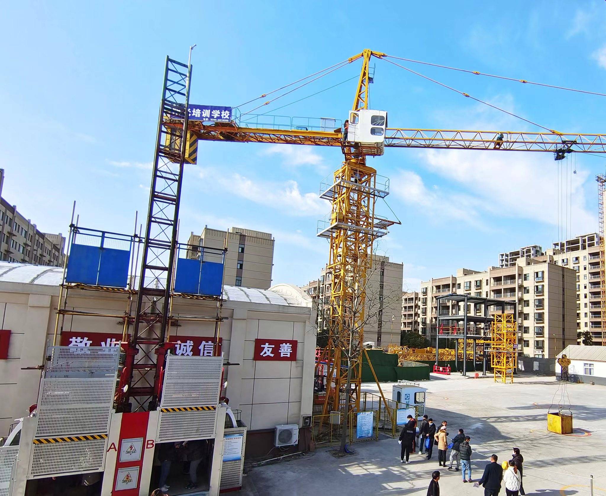 漯河阳光培训学校：建筑八大员之施工员是否一定要持证上岗？