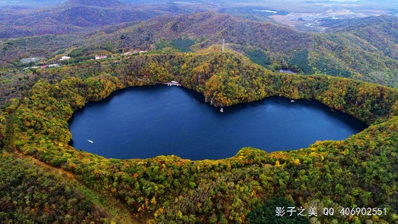 秋游 吉林龙岗火山群_崇山峻岭_中段_大地