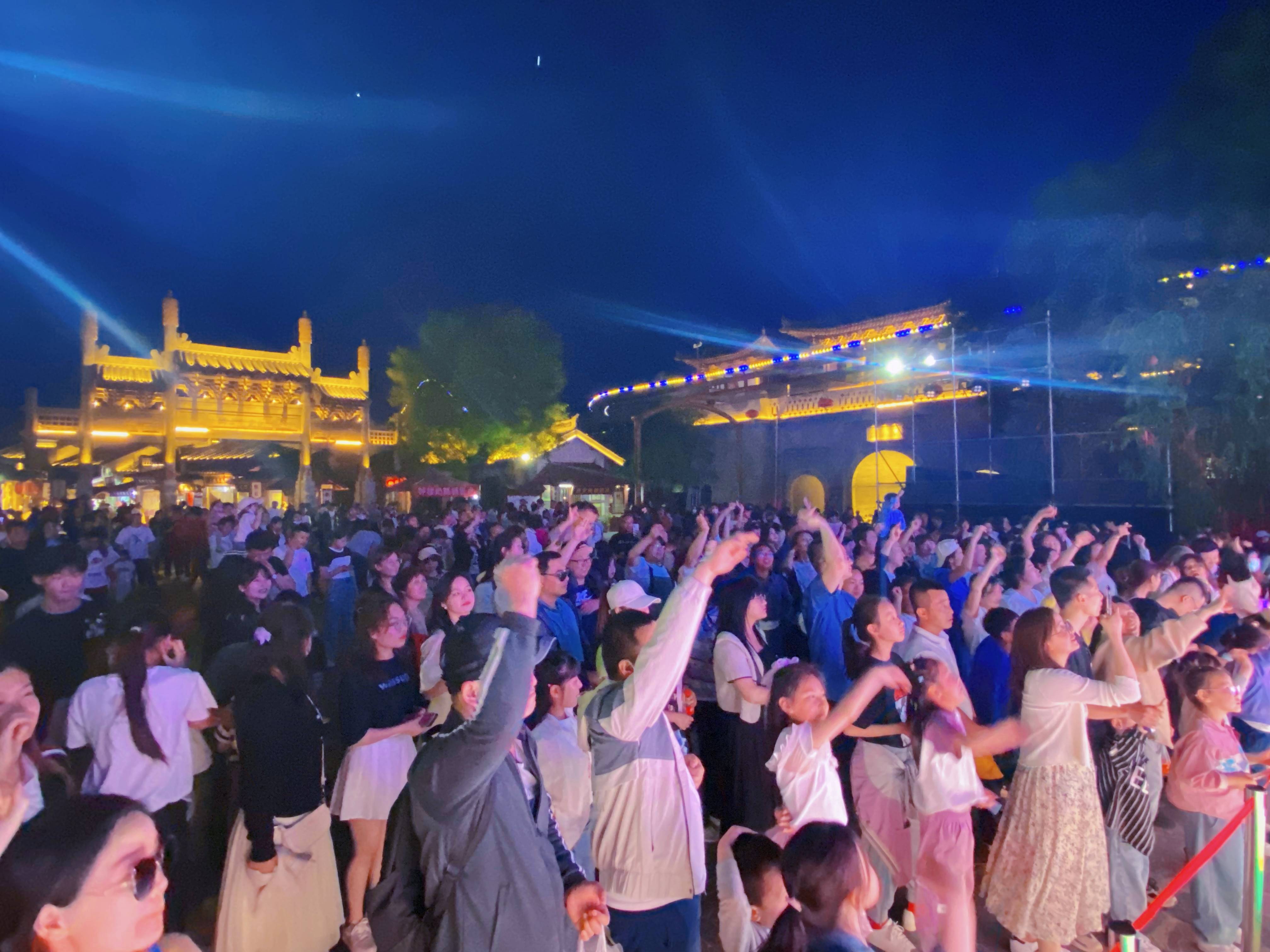 长安夜·夜西安|云上白鹿仓 唱享夜经济_生活_音乐_文化