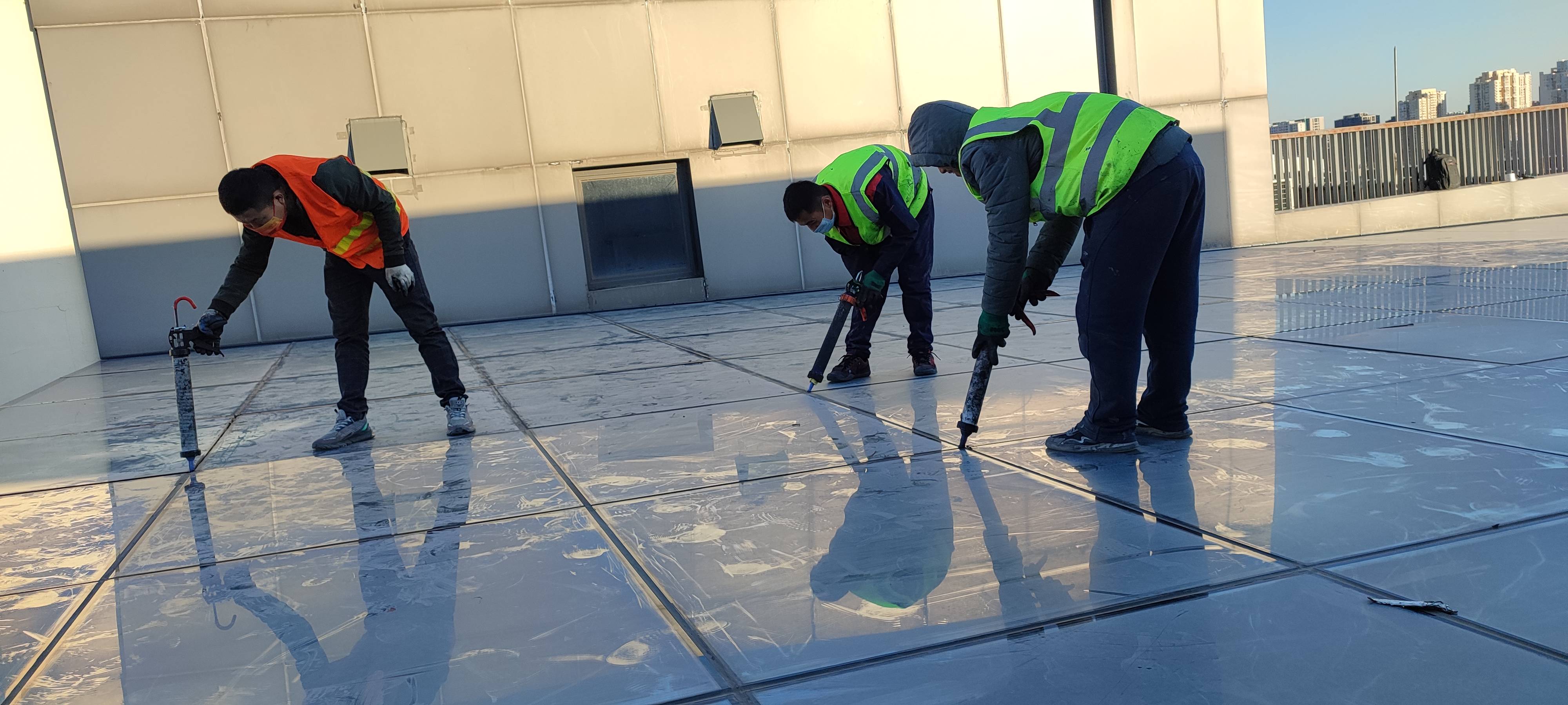 幕墙换胶如何避坑北京幕墙打胶公司告诉你_工艺_材料_防水