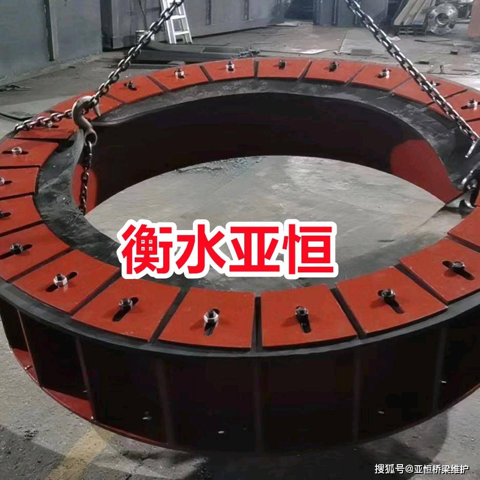 立体交通工程箱涵顶进双重置换工法"所采用出洞密封装置为帘布橡胶板