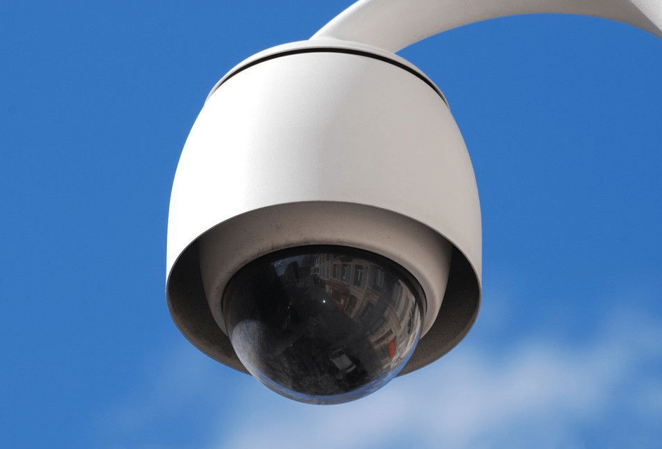 开车在路上,一定要知道路边摄像头的秘密,违章至少减一半_搜狐汽车