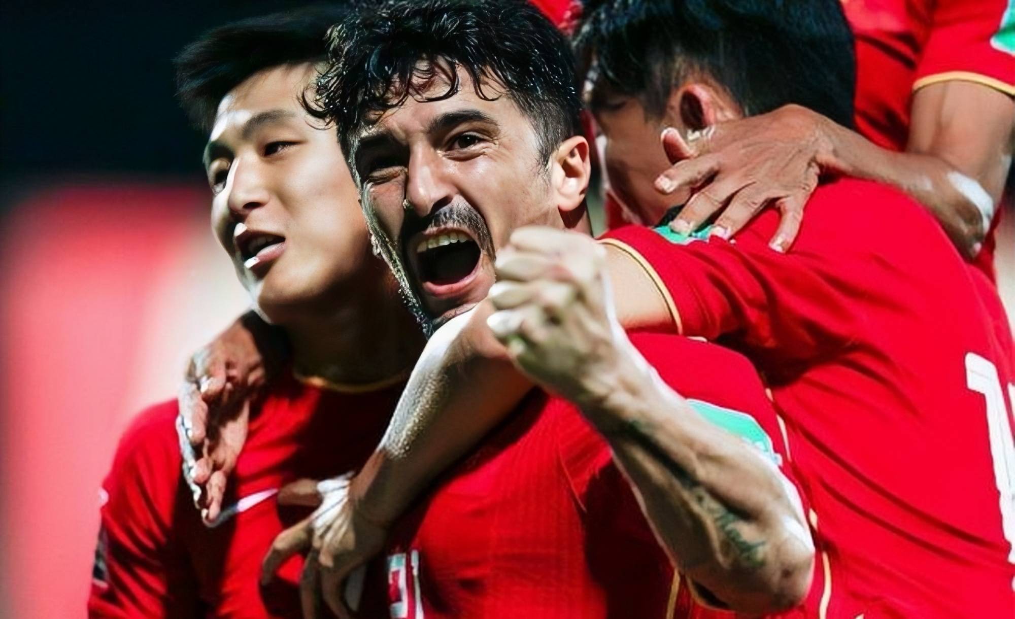 此前在武汉三镇有过出色执教经历,带领武汉队再现凯泽斯劳滕神话,他的