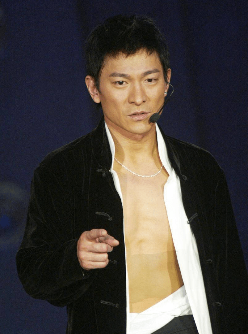 刘德华:62岁"不老男神"的秘密武器,让人惊叹的食谱与冻龄秘诀