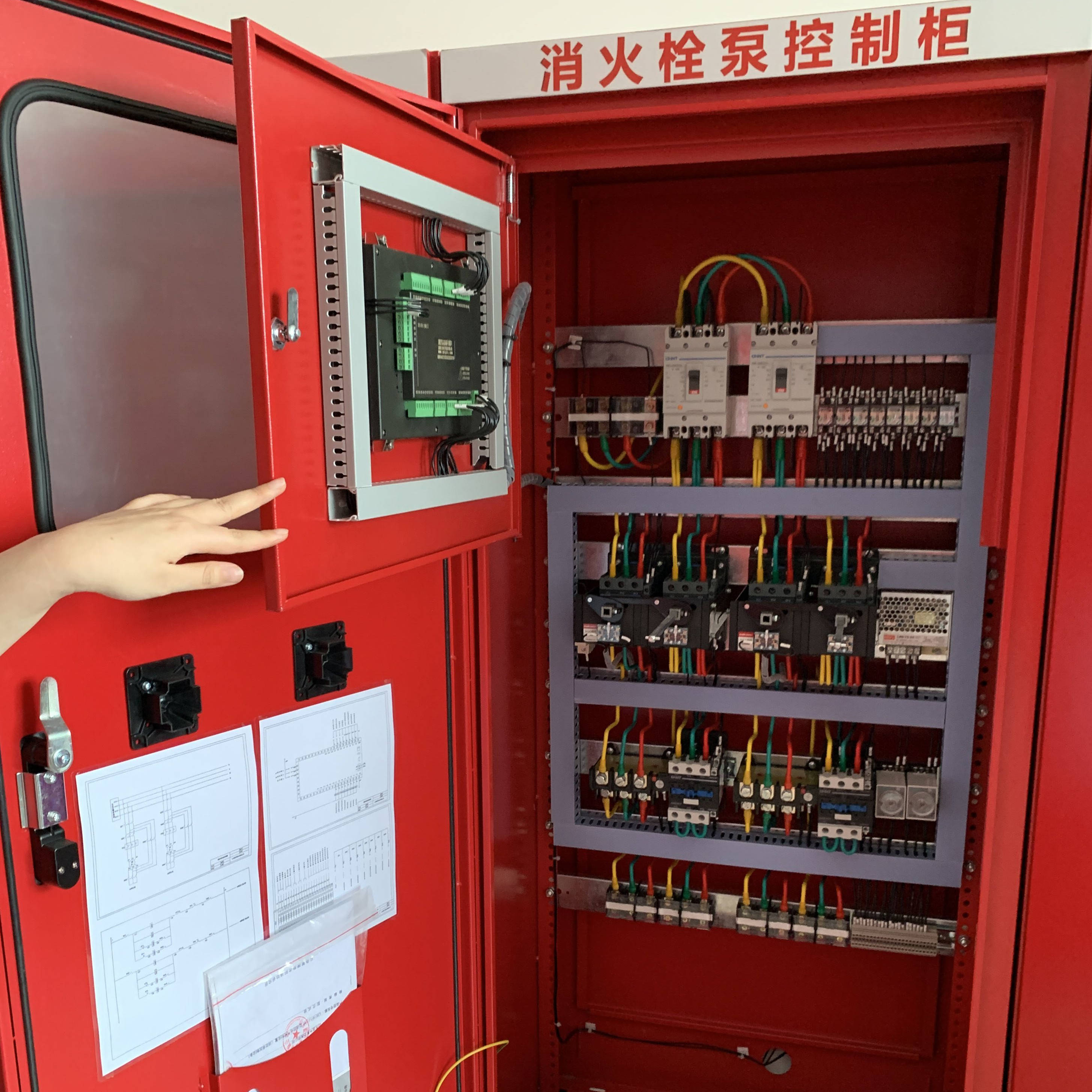 济南消防控制柜安装注意事项-素材来源:山东蓝升泵业_接地_位置_设备