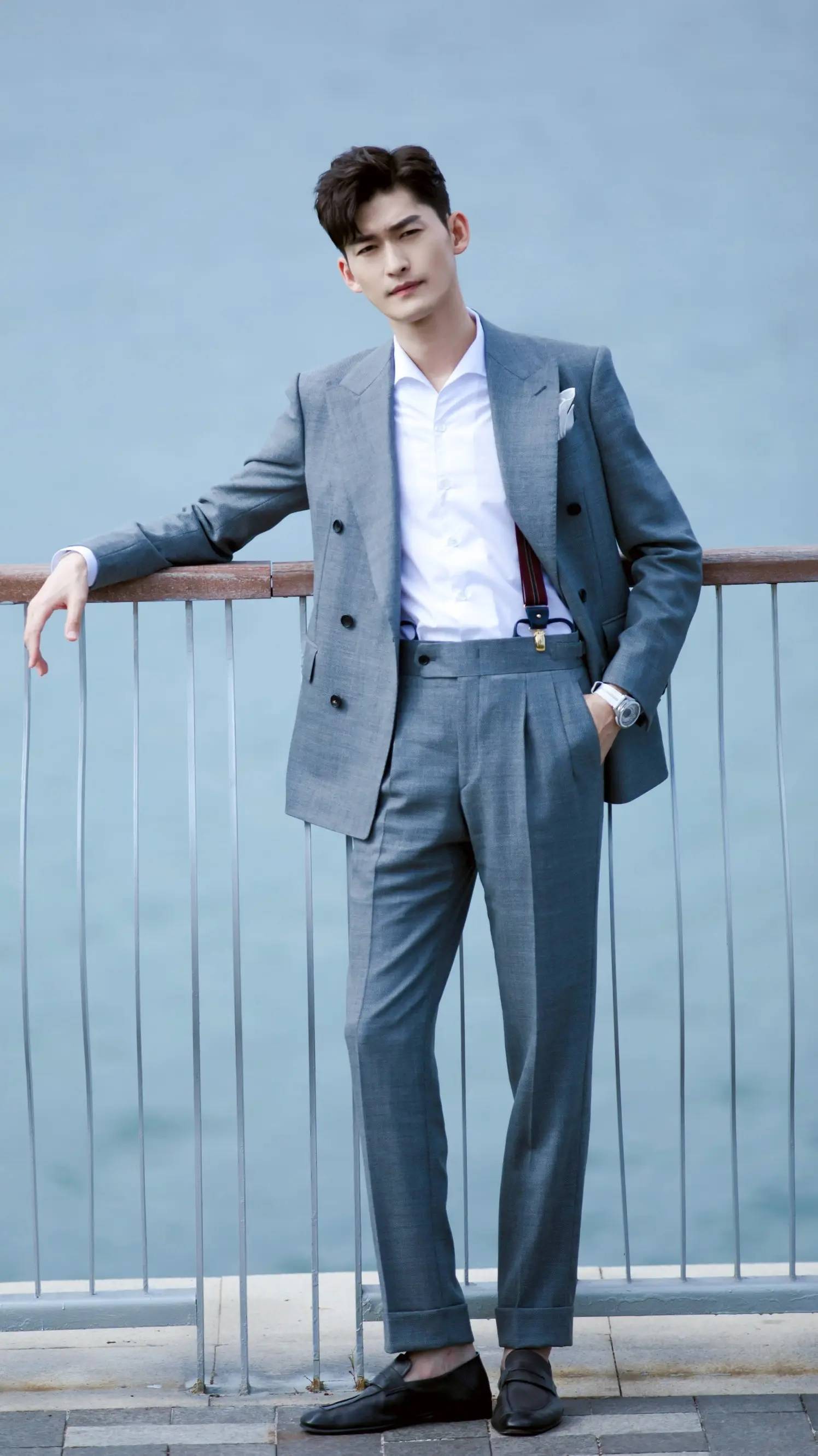 中国内地男演员张翰经纪公司_电视剧_视频_电影