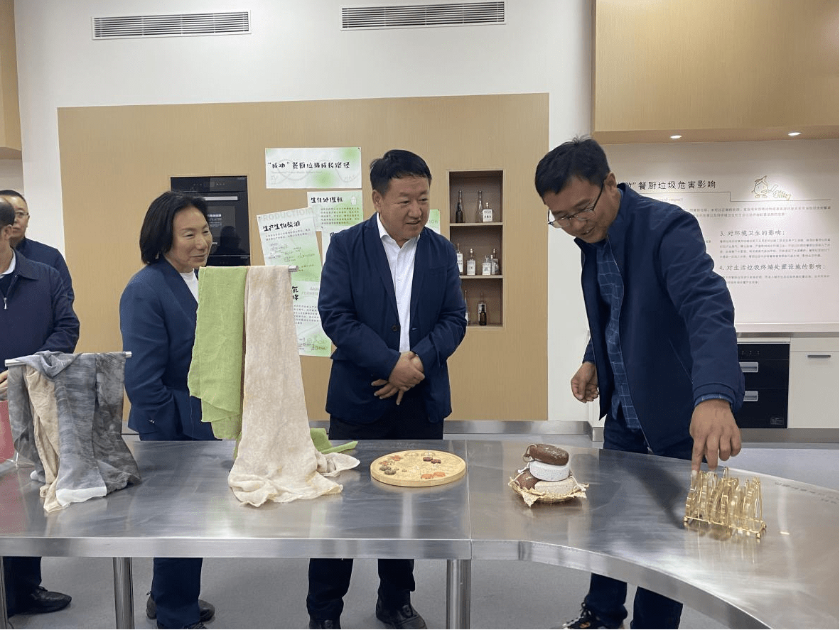 10月17日,忻州市委党组书记,主任李德刚,四级调研员王小平及相关科室