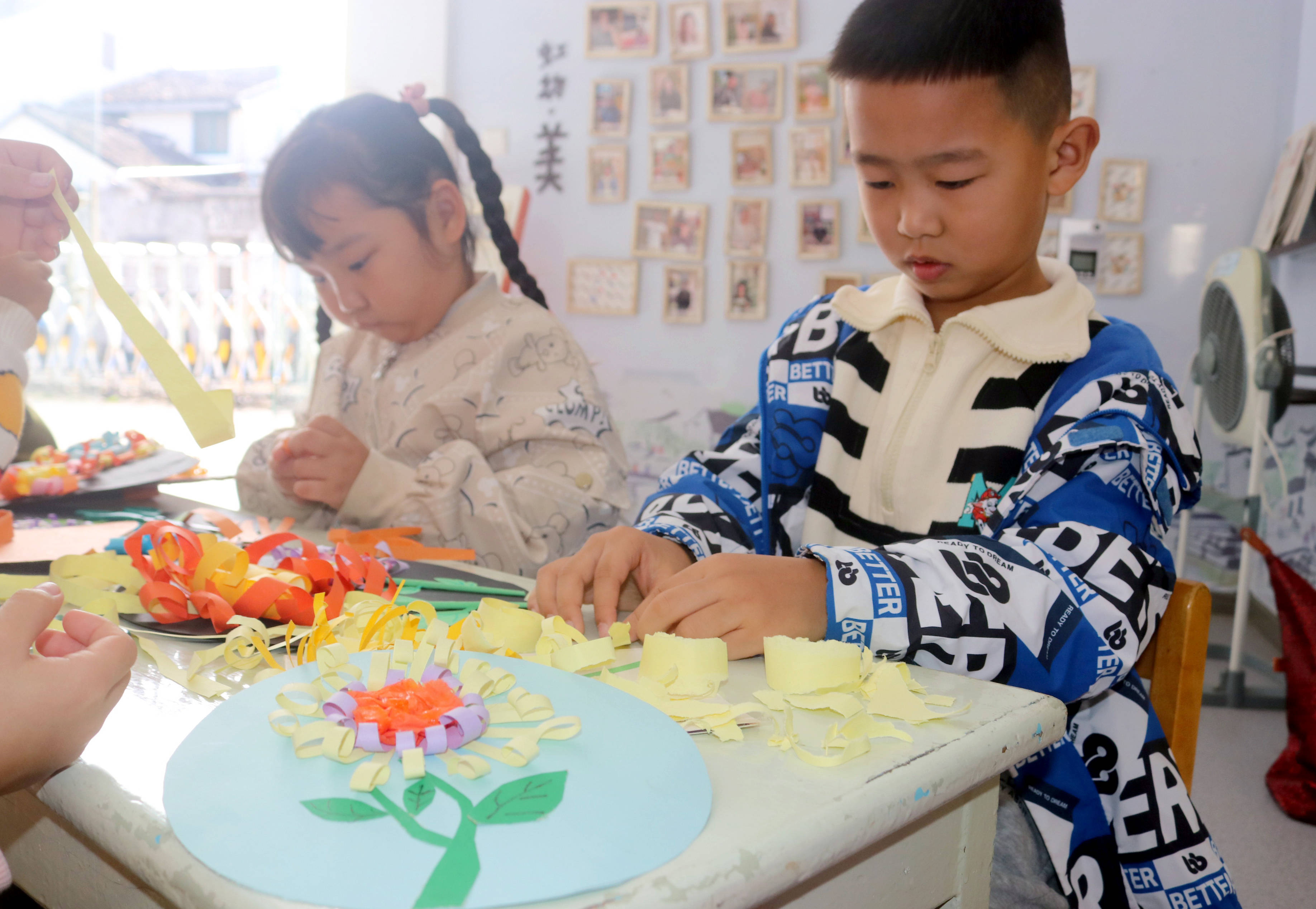 彩纸菊花的制作方法图片