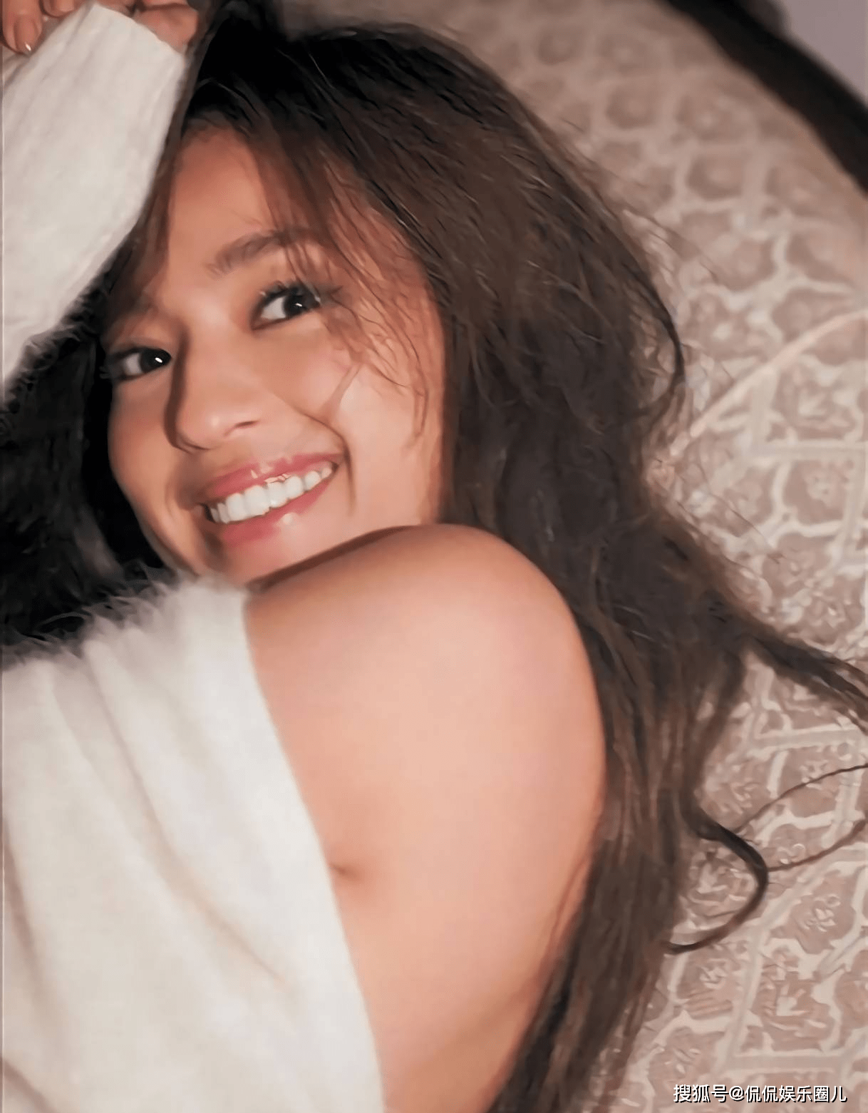 36岁中村安,被誉腹肌最美的女人!_演出_电影_观众