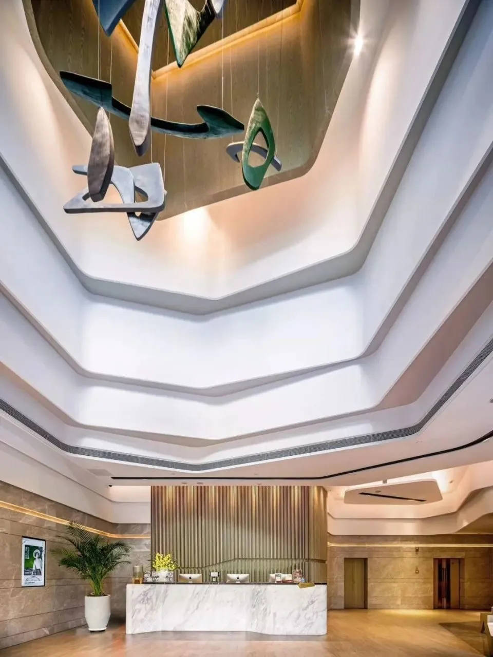 合景j300项目优劣势分析 在售户型 单价 地铁交通 配套盘点 售楼处