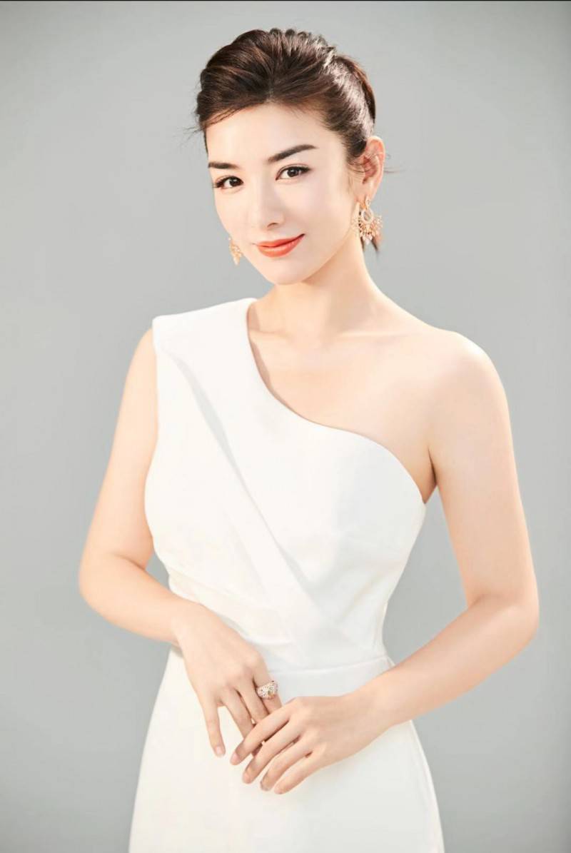 中国内地女演员黄奕经纪公司_电影_文化_上海市