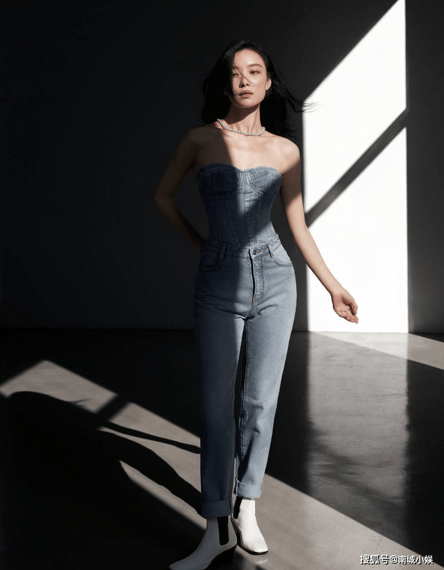 气场强大的倪妮,高端颜值完美身材真是狂野十足,妥妥的女王范_认可