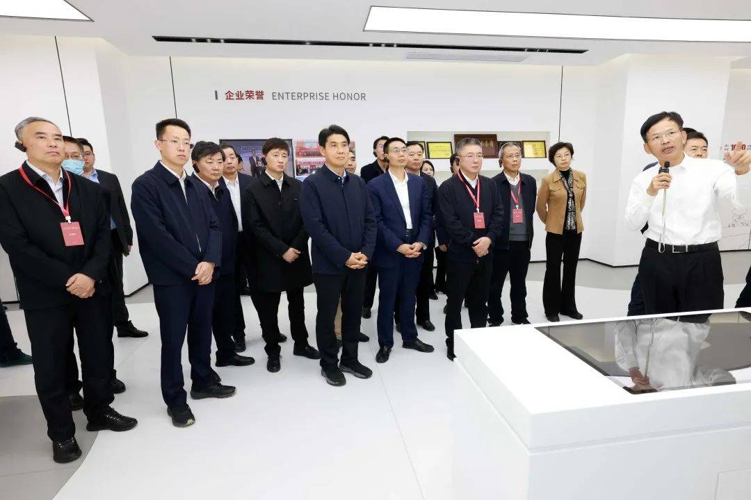 中國長三角一體化示范區推進會一行蒞臨DKE東方科脈總部基地參觀考察的圖2