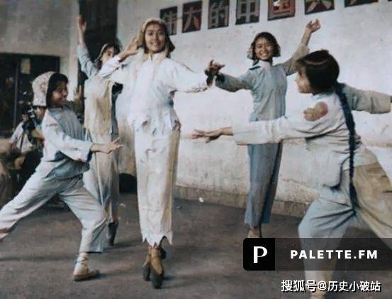 女知青彩色老照片：那个时代的光辉与奋斗-搜狐大视野-搜狐新闻
