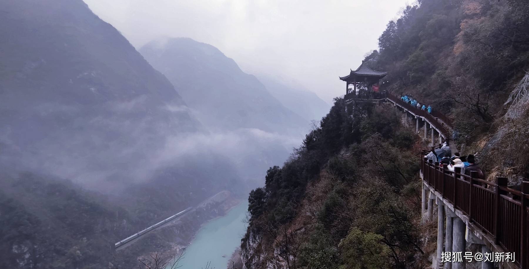 灵岩寺景区栈道开放启动仪式在灵岩寺景区举办