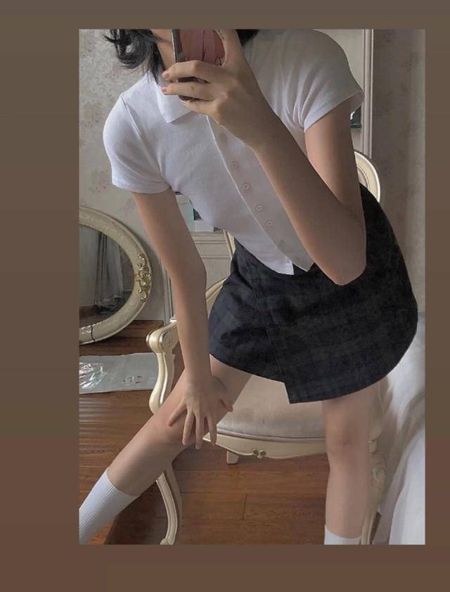 优衣库的长袜太好穿了,质量好而且长度合适,完全不显腿粗,asics×kiko