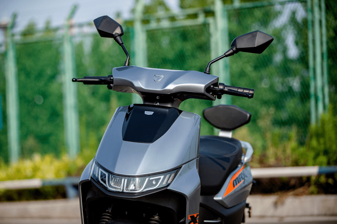 雅迪t9测试报告高性能运动电轻摩不负max之名