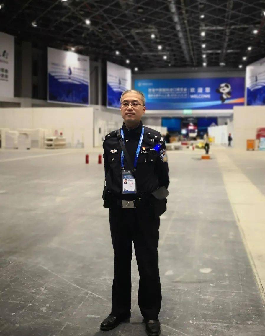 刑侦总队七支队 葛春峰《思念海总》《我心中的钱海军》——优秀