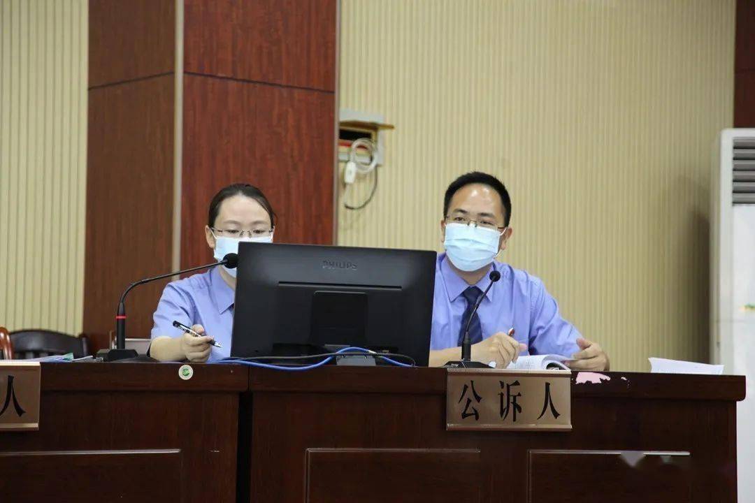 强迫交易非法采矿凤山罗宗勇等11人涉恶受审