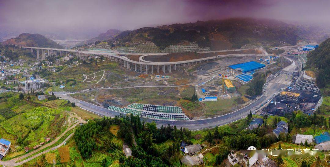 宜毕高速镇雄至威信段建设前后对比高清组图流出预计2020年9月底通车