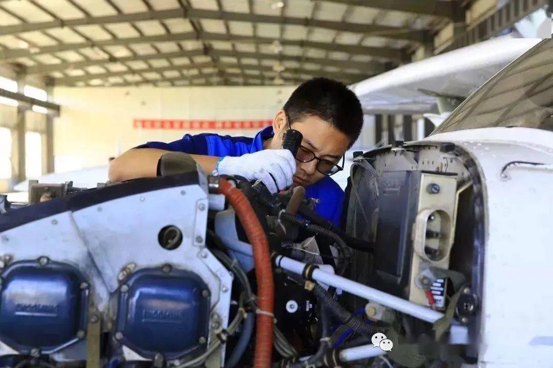 2020交院等你|航空学院招生指南_飞行器制造